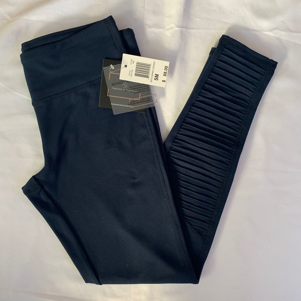 NWT Thread for Thoughts Navy Leggings Sm